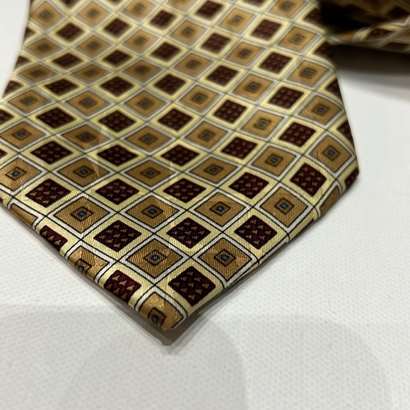 Men's Boss Hugo Boss Neutral Geometric  Tie - Picture 2 of 7